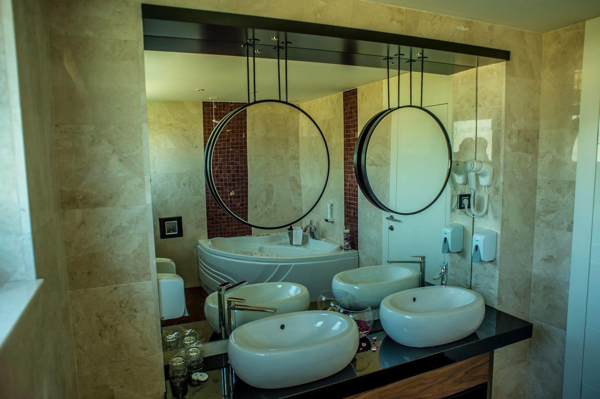 Hotel Hedonic Beograd Ngoại thất bức ảnh